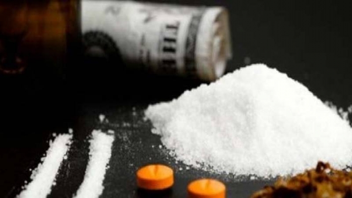Багшлахаар ирсэн гадаадын иргэн биедээ хар тамхи авч явжээ